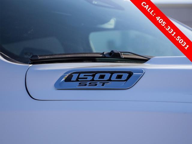 new 2025 Ram 1500 car, priced at $58,044