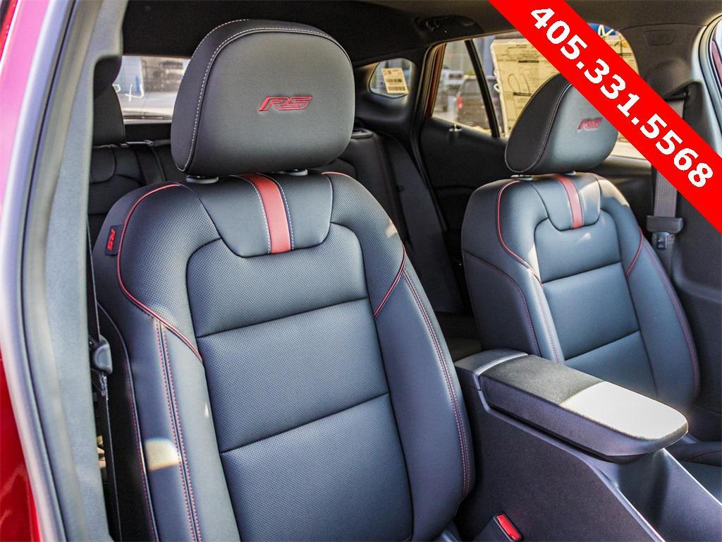 new 2025 Chevrolet Trax car, priced at $27,890