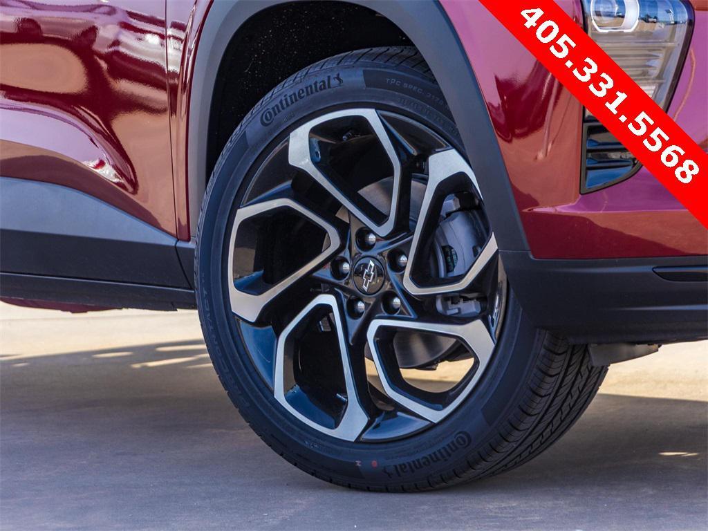 new 2025 Chevrolet Trax car, priced at $27,890