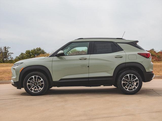 new 2025 Chevrolet TrailBlazer car, priced at $27,475