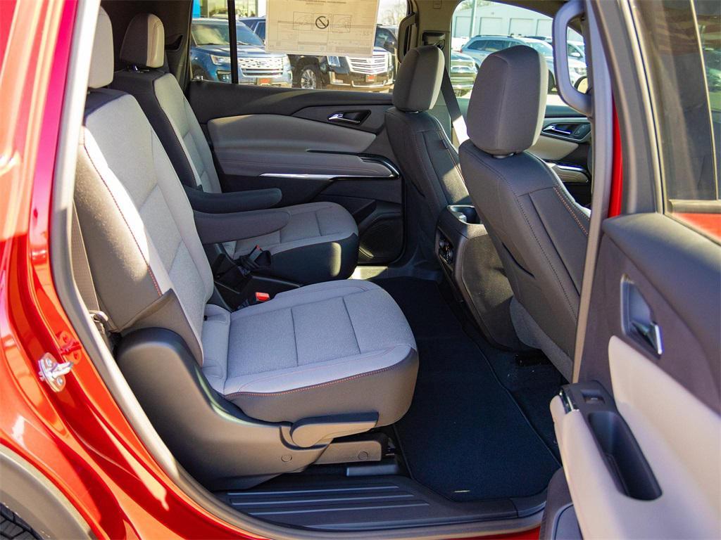 new 2026 Chevrolet Traverse car, priced at $46,980