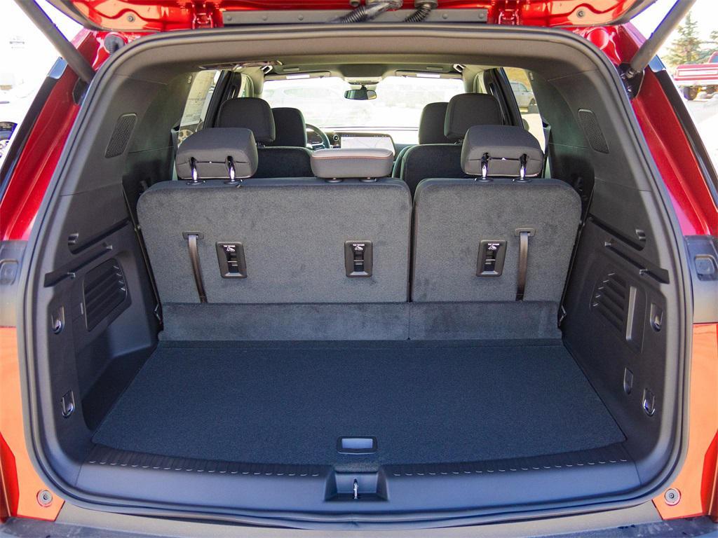 new 2026 Chevrolet Traverse car, priced at $46,980