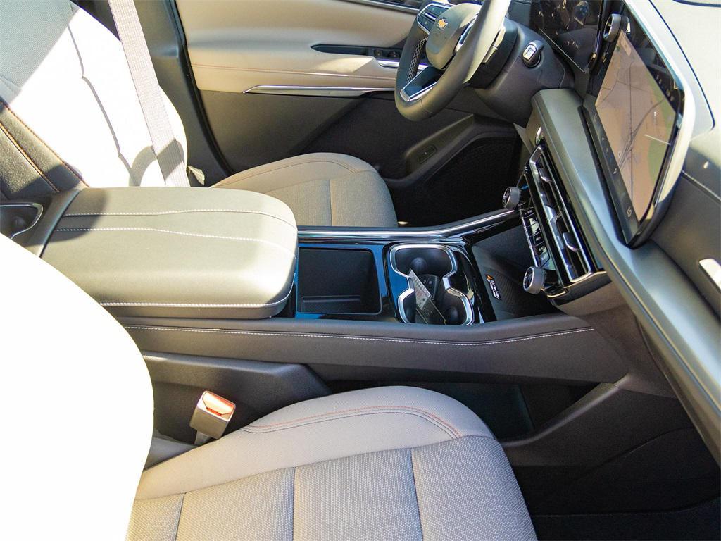 new 2026 Chevrolet Traverse car, priced at $46,980