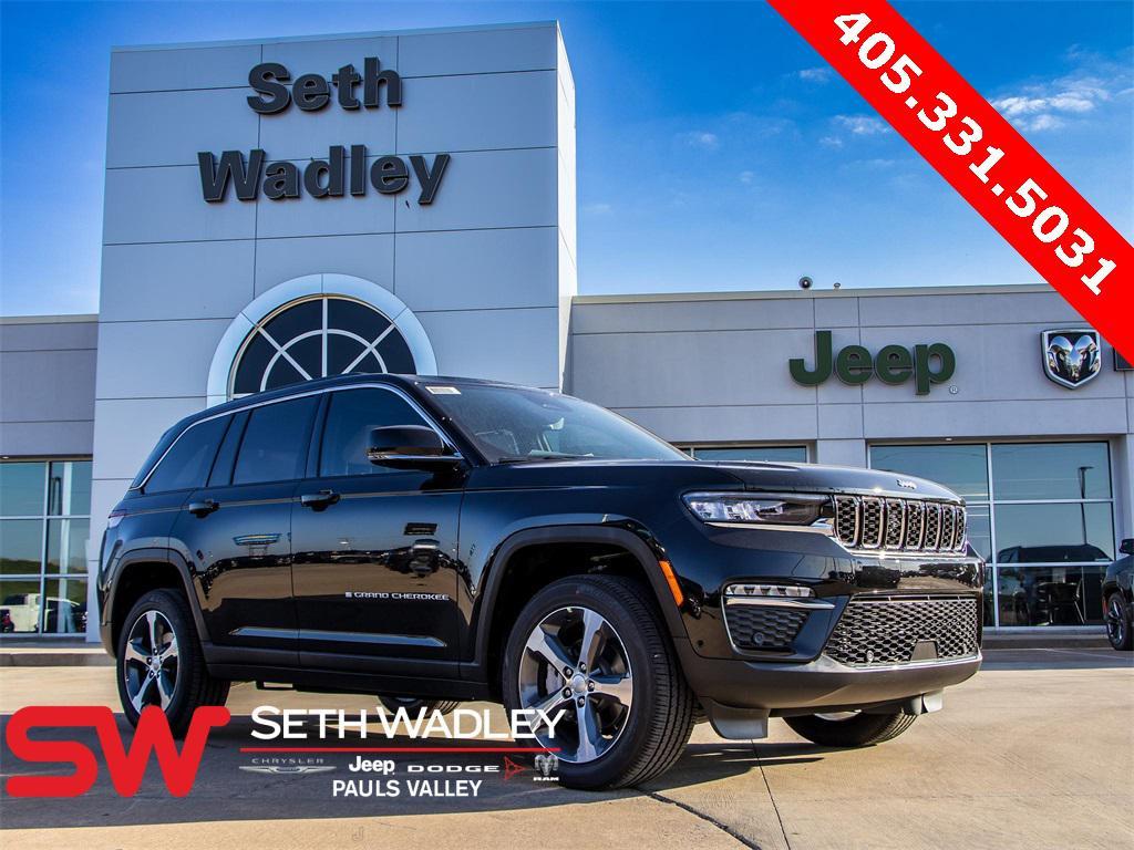 new 2025 Jeep Grand Cherokee car, priced at $48,671