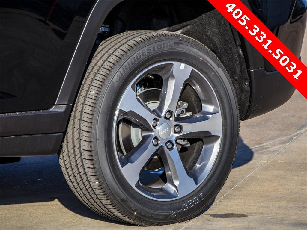 new 2025 Jeep Grand Cherokee car, priced at $48,671