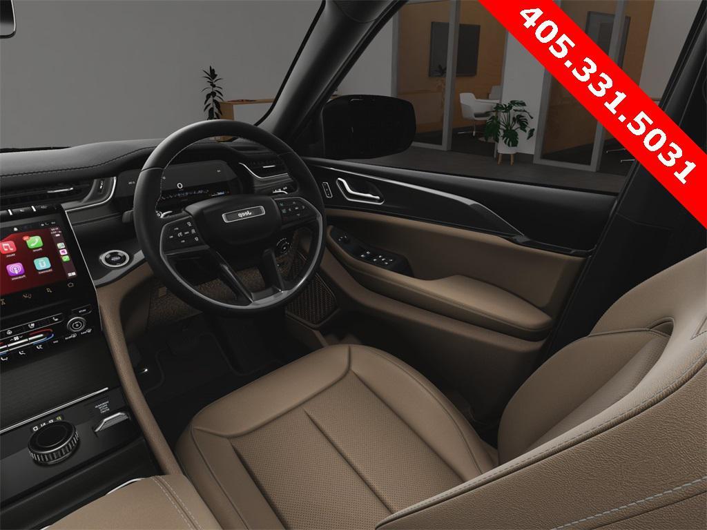 new 2025 Jeep Grand Cherokee car, priced at $55,560