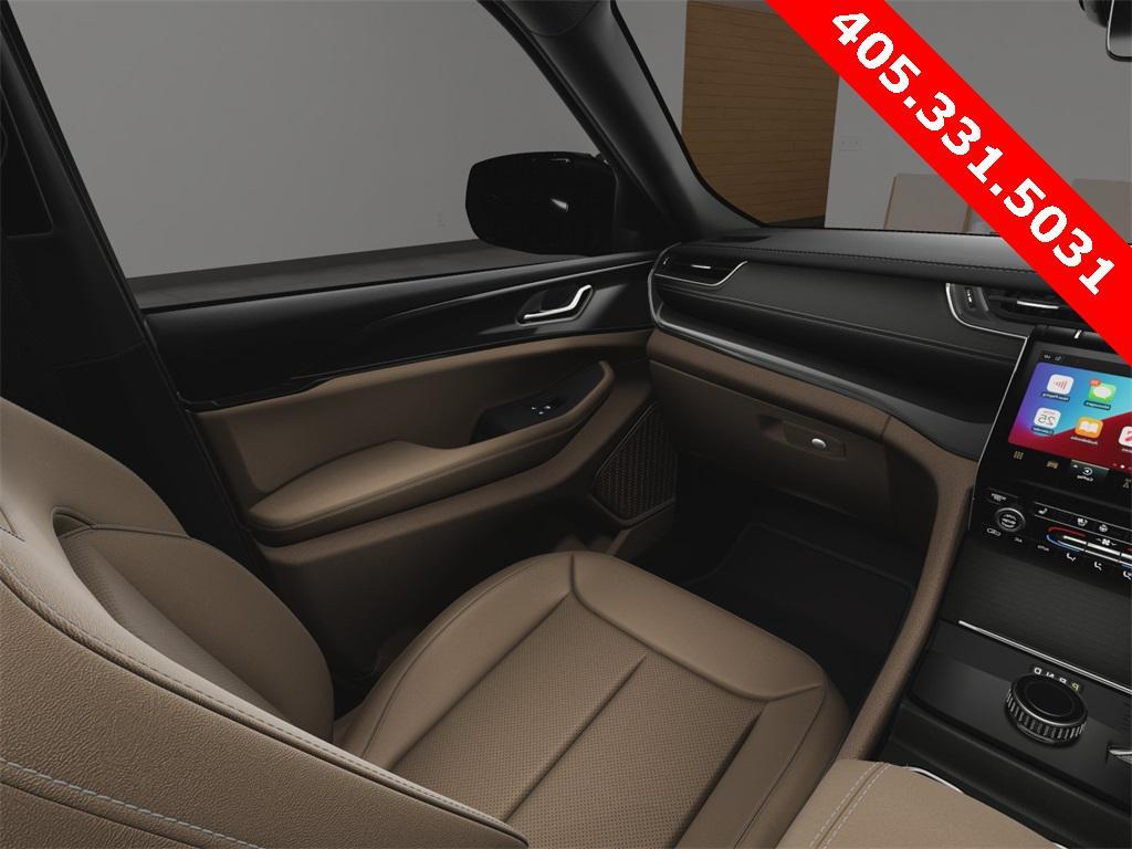 new 2025 Jeep Grand Cherokee car, priced at $55,560