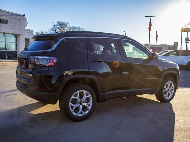 new 2025 Jeep Compass car, priced at $25,000