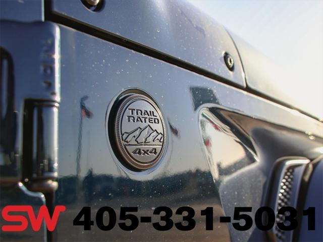 new 2025 Jeep Gladiator car, priced at $42,185
