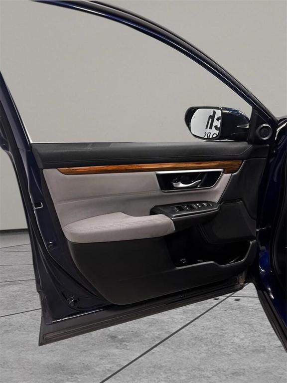 used 2020 Honda CR-V car, priced at $25,000