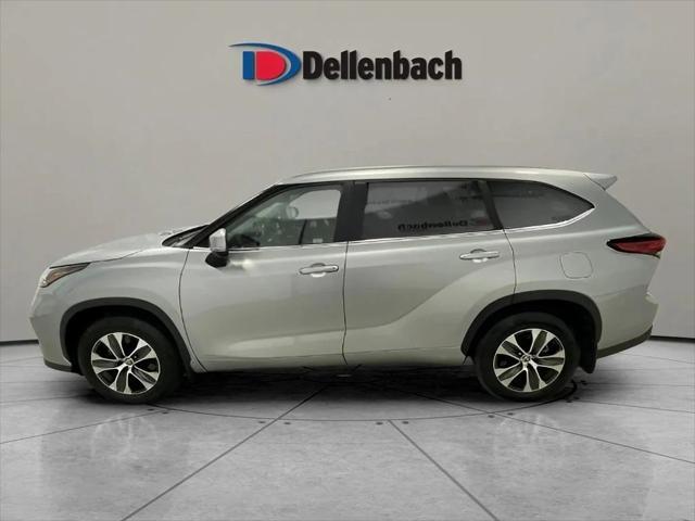 used 2023 Toyota Highlander car, priced at $36,882