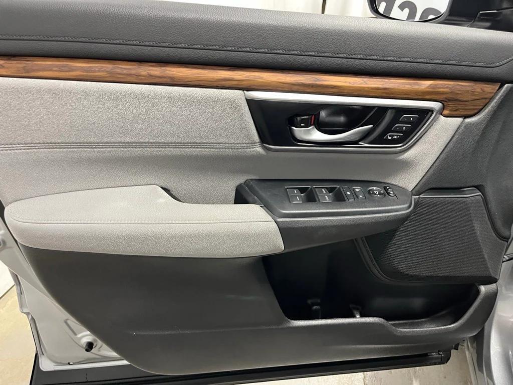used 2021 Honda CR-V Hybrid car, priced at $28,820