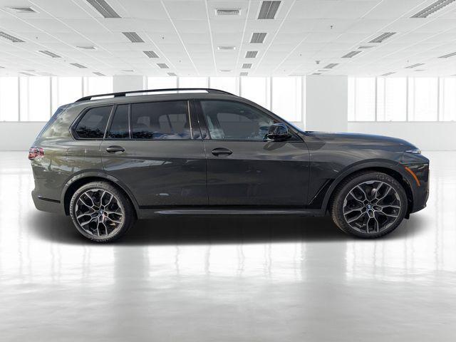 new 2026 BMW X7 car, priced at $125,625