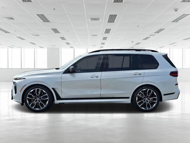 new 2025 BMW X7 car, priced at $113,495