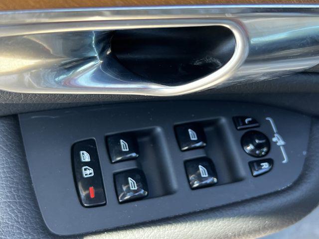 used 2021 Volvo XC90 car, priced at $29,991