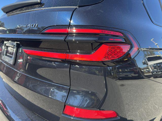 new 2026 BMW X7 car, priced at $104,225