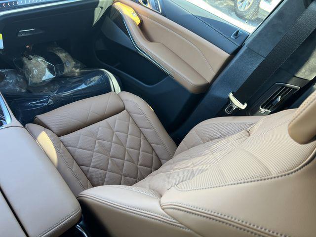 new 2026 BMW X7 car, priced at $104,225