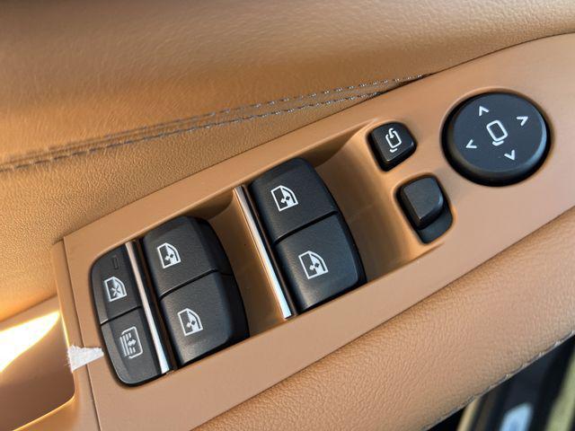 new 2026 BMW X7 car, priced at $104,225