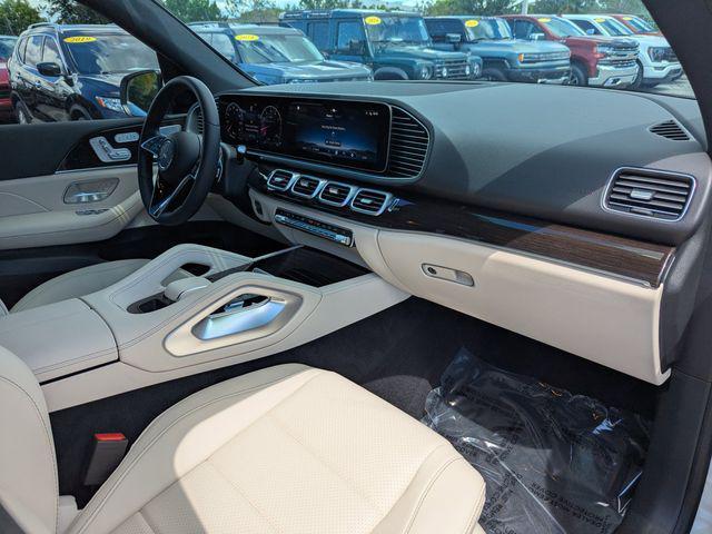 used 2025 Mercedes-Benz GLE 450 car, priced at $65,891