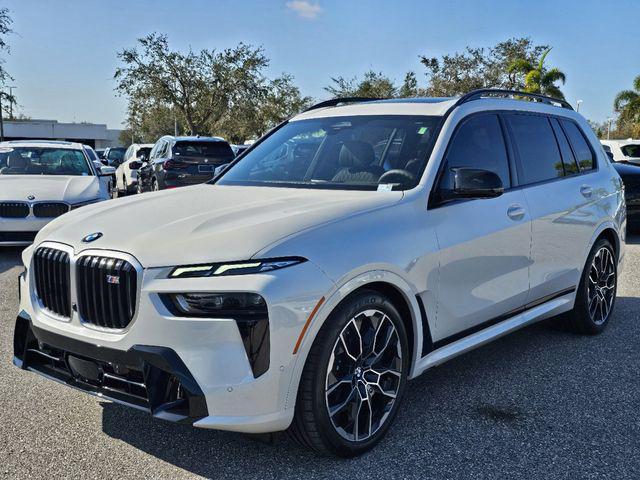 new 2025 BMW X7 car, priced at $113,675