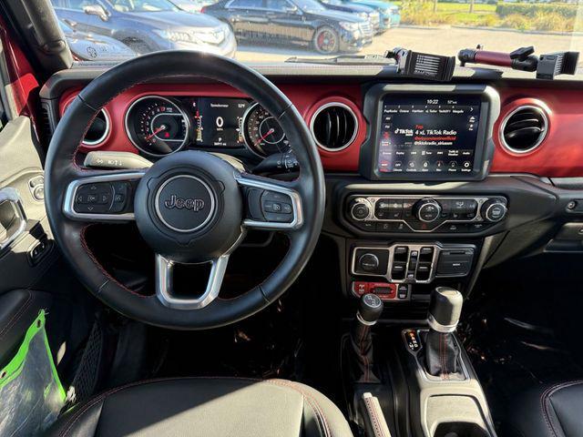 used 2022 Jeep Gladiator car, priced at $35,411