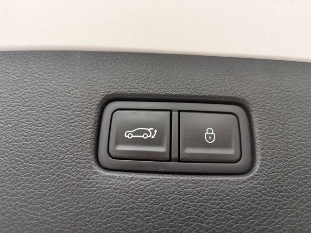 used 2022 Genesis GV80 car, priced at $43,371