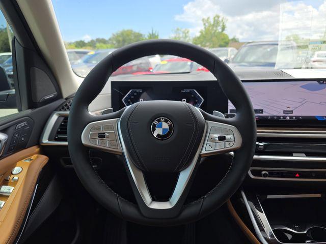 new 2026 BMW X7 car, priced at $90,025