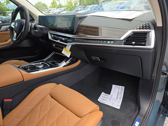 new 2026 BMW X7 car, priced at $90,025