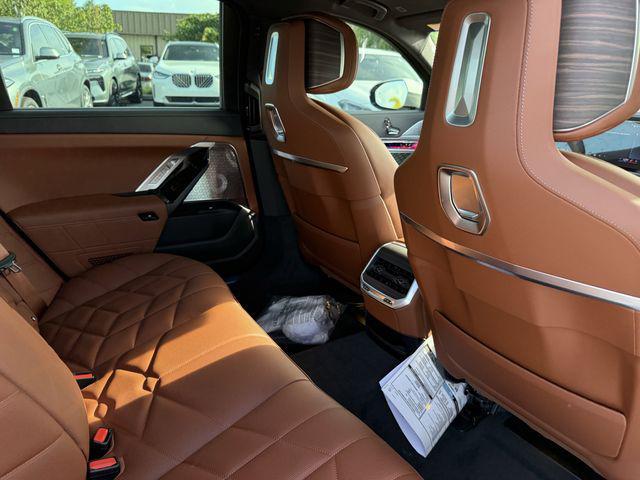 new 2025 BMW 760 car, priced at $132,025