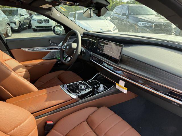new 2025 BMW 760 car, priced at $132,025