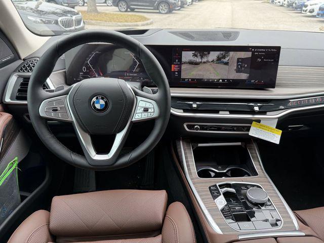 new 2025 BMW X7 car, priced at $91,450