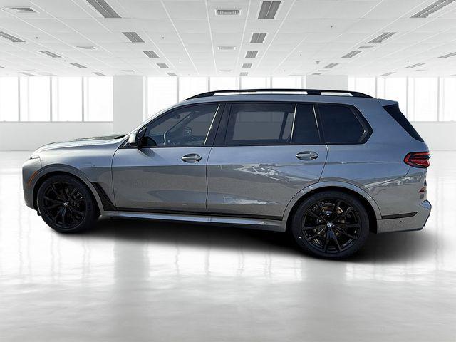new 2026 BMW X7 car, priced at $100,175