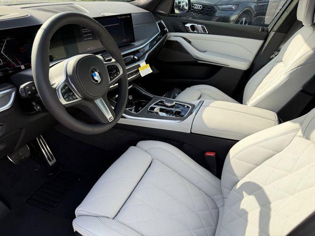 new 2026 BMW X7 car, priced at $100,175
