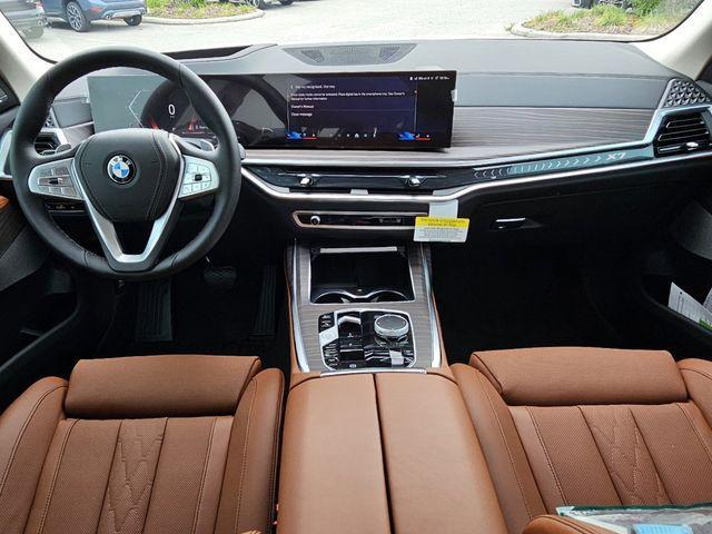 new 2025 BMW X7 car, priced at $91,645