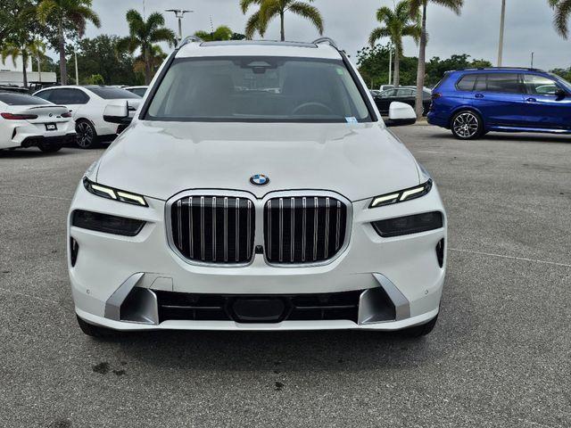 new 2025 BMW X7 car, priced at $91,645