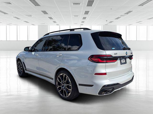 new 2026 BMW X7 car, priced at $124,525