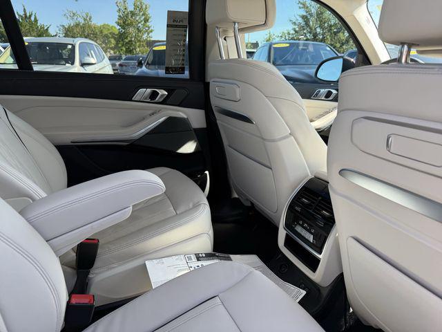 new 2025 BMW X7 car, priced at $94,325
