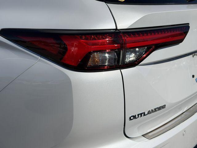 used 2023 Mitsubishi Outlander car, priced at $24,863
