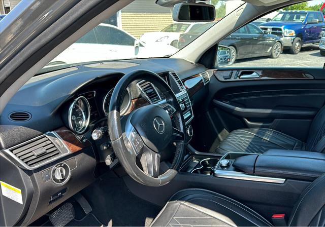 used 2013 Mercedes-Benz M-Class car, priced at $13,400