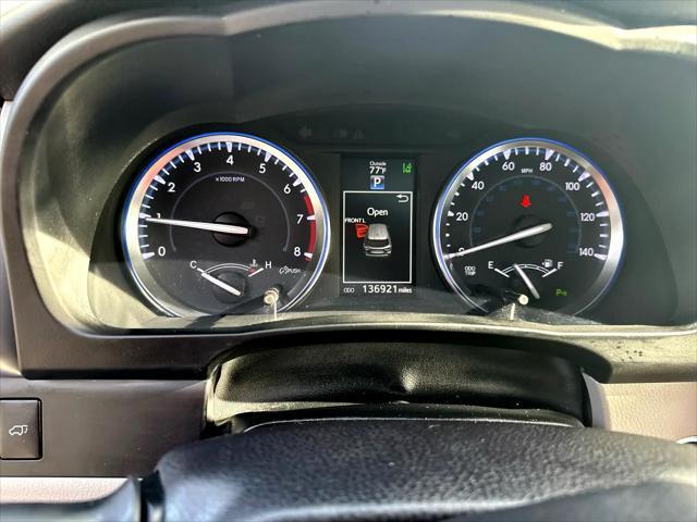 used 2015 Toyota Highlander car, priced at $18,526