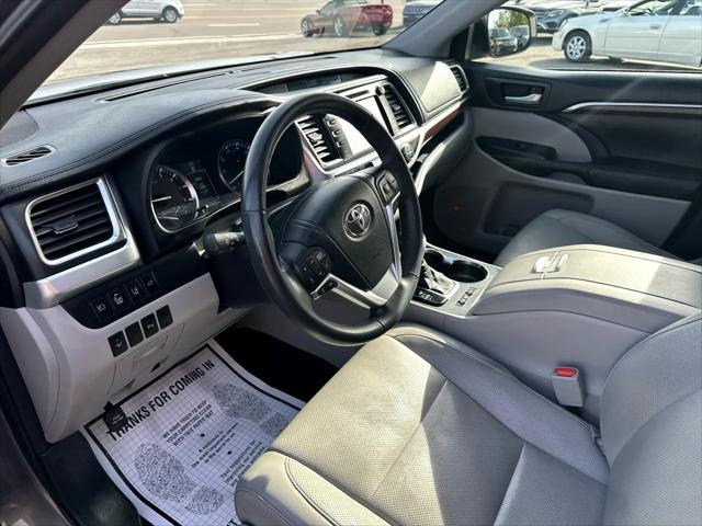 used 2015 Toyota Highlander car, priced at $18,526