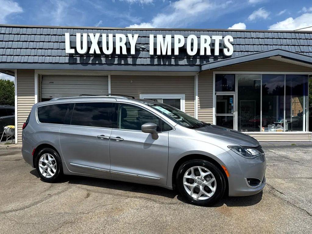 used 2018 Chrysler Pacifica car, priced at $17,500