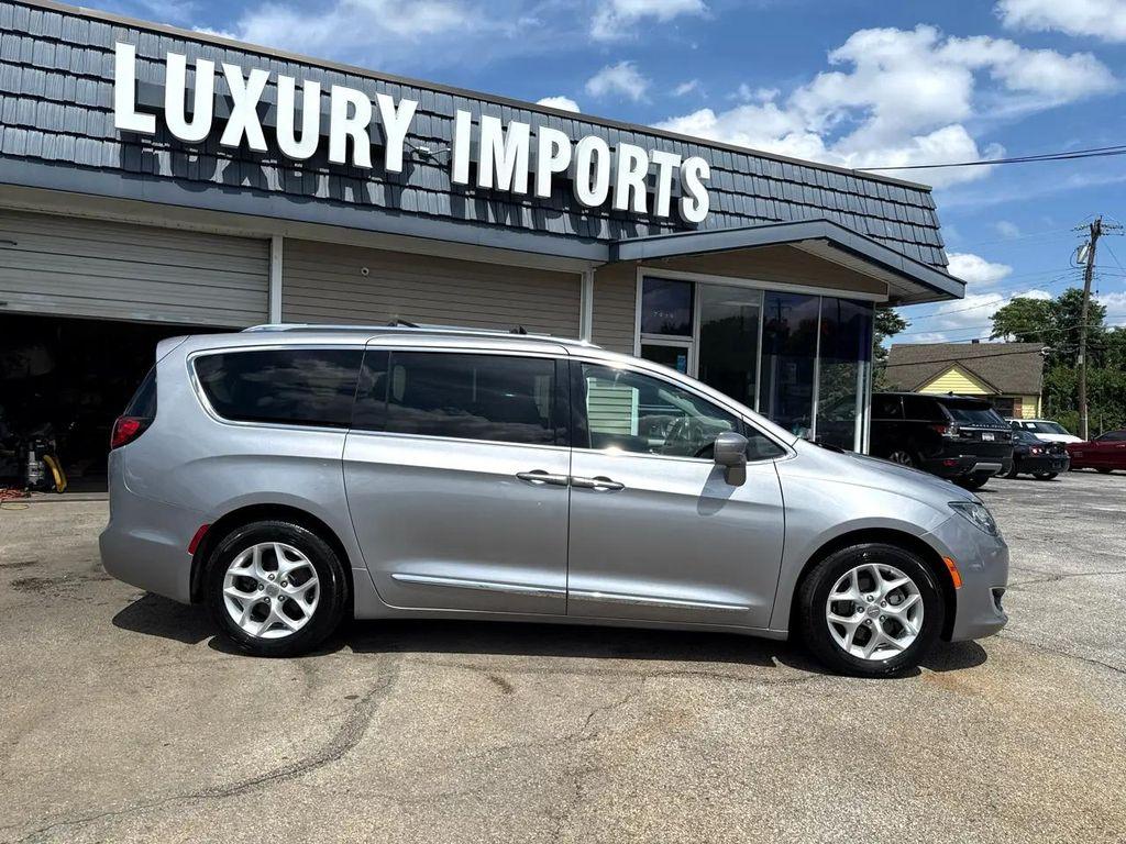 used 2018 Chrysler Pacifica car, priced at $17,500
