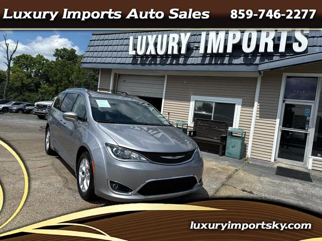 used 2018 Chrysler Pacifica car, priced at $17,500