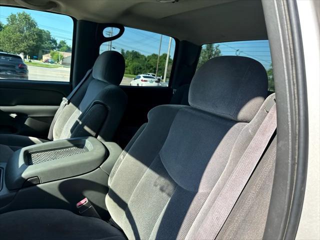 used 2004 GMC Sierra 3500 car, priced at $10,995