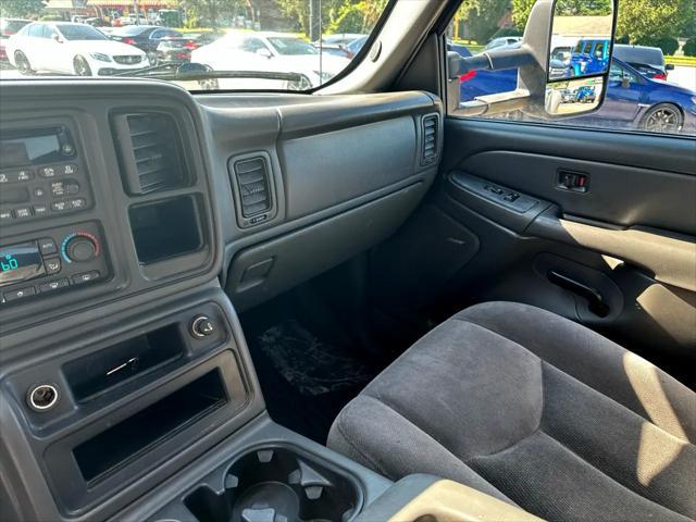 used 2004 GMC Sierra 3500 car, priced at $10,995