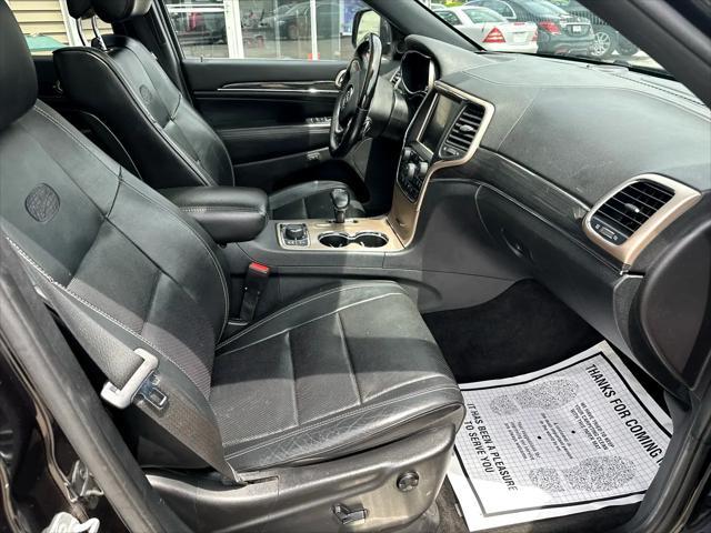 used 2015 Jeep Grand Cherokee car, priced at $13,500