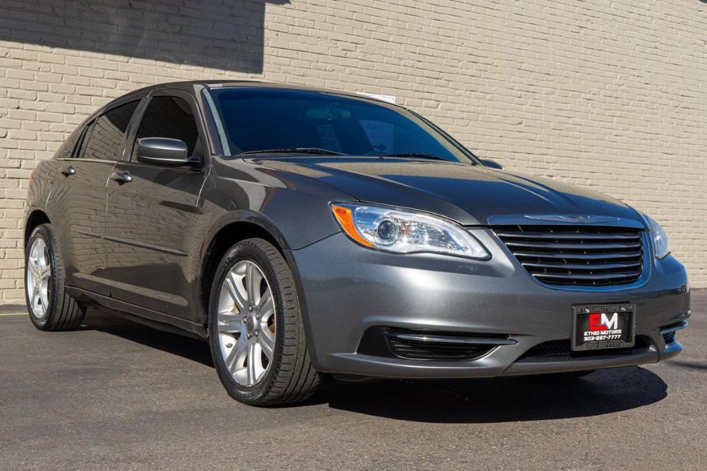 used 2012 Chrysler 200 car, priced at $5,999