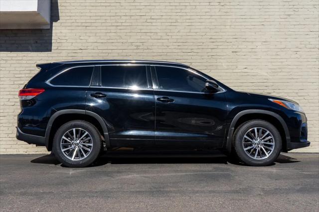 used 2017 Toyota Highlander car, priced at $22,999