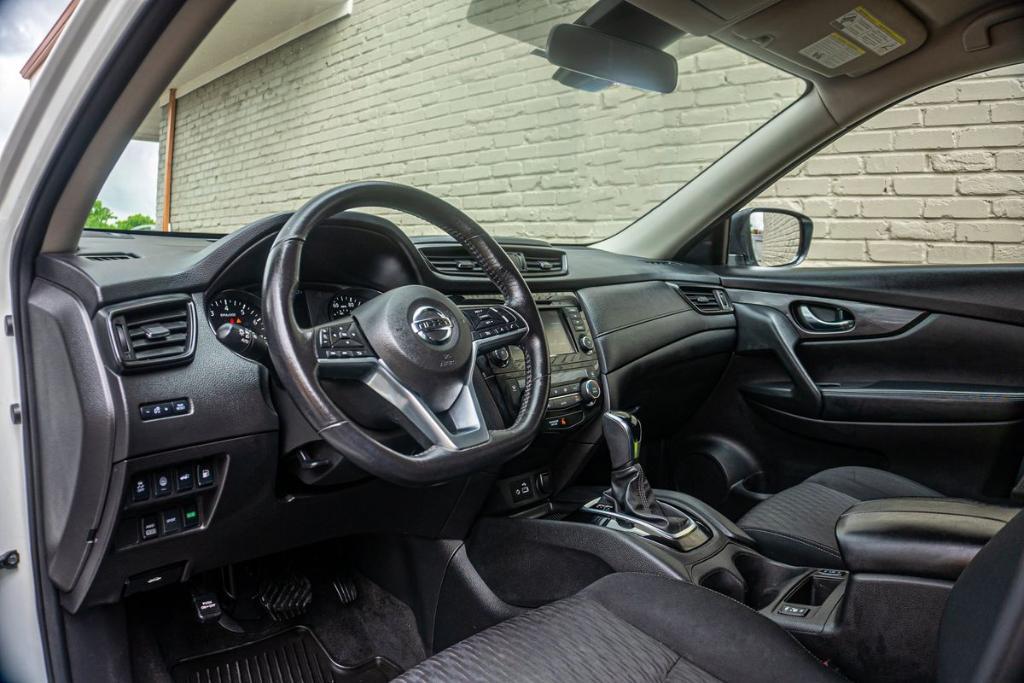 used 2019 Nissan Rogue car, priced at $19,999